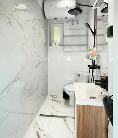Urban Heaven Hideout, Cozy In Prime Center Apartment