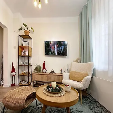 Apartment Urban Heaven Hideout, Cozy In Prime Center *